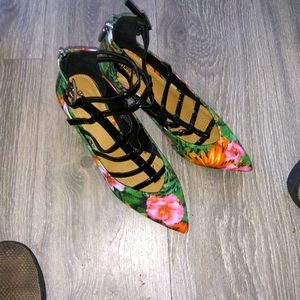 0ne pair of floral shoes